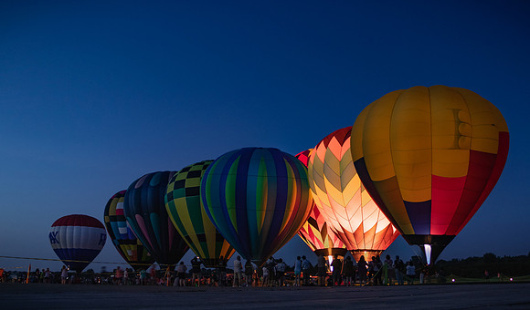 BallonsOverWadsworthSH_STOCK10 (1 of 1)